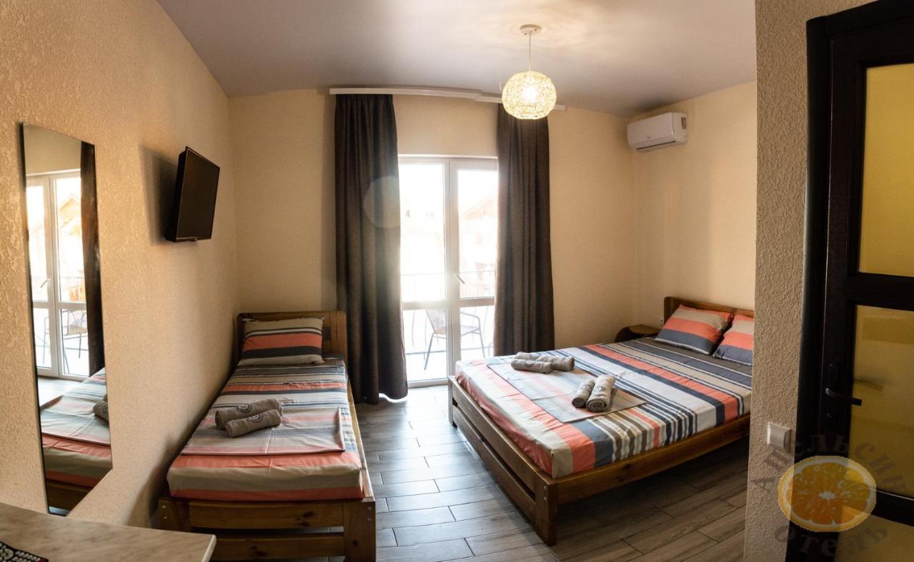 Apelsin Hotel Kobleve Cameră foto